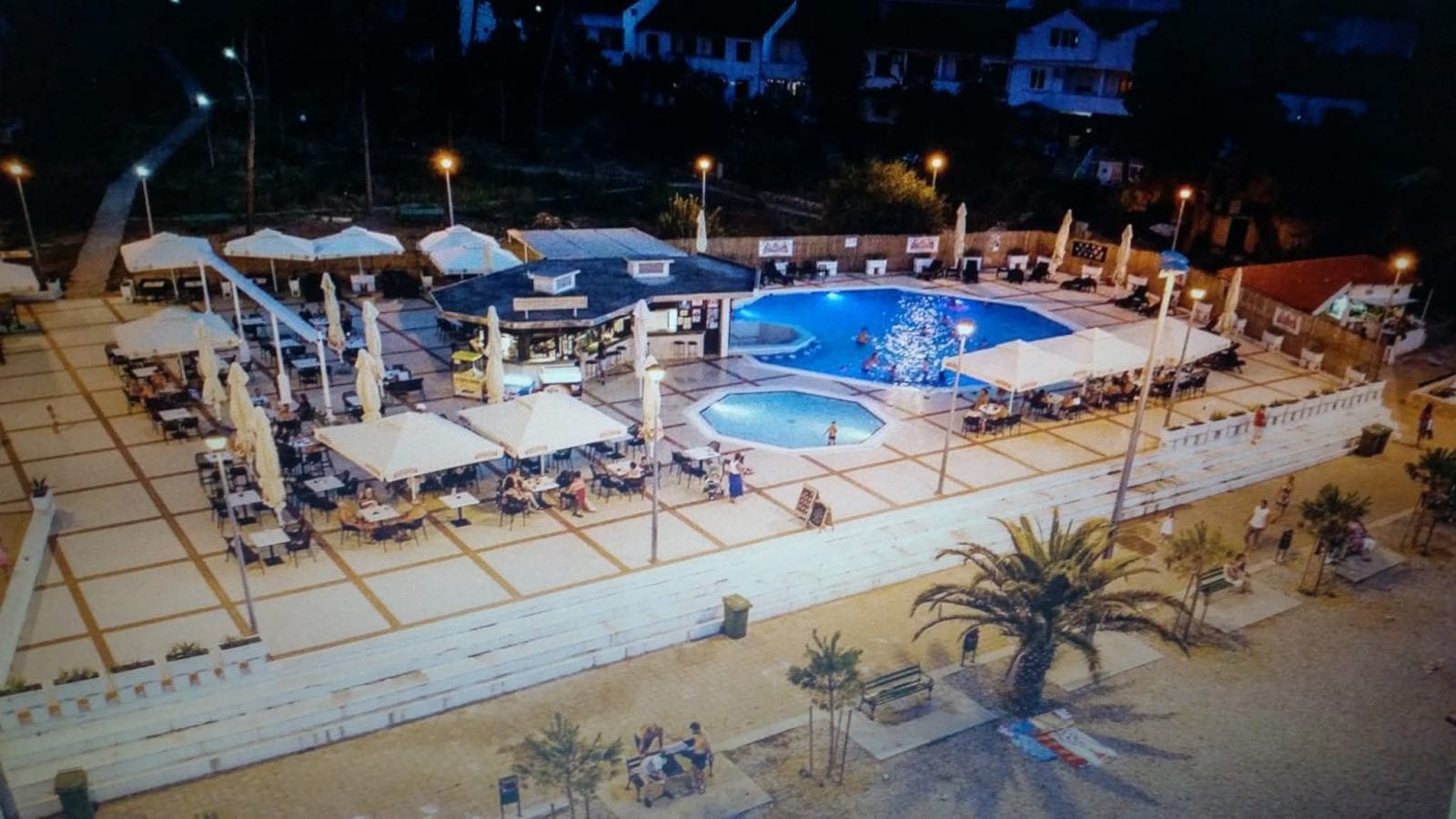 Nečujam pools