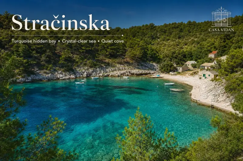 Zátoka Stračinska na ostrově Šolta